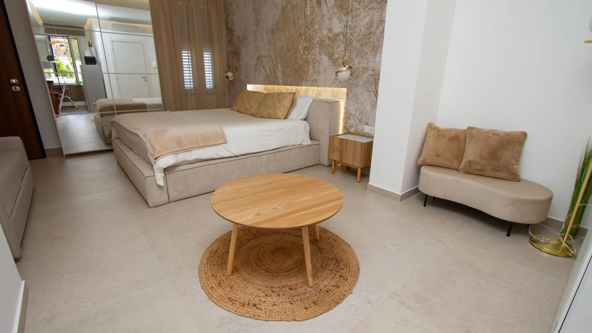 Suites Domus Fysi Palermo Pensión