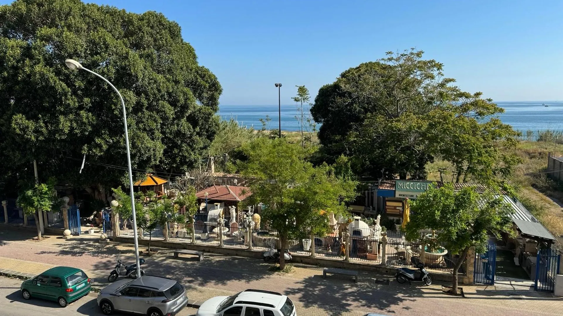 Suites Domus Fysi Palermo